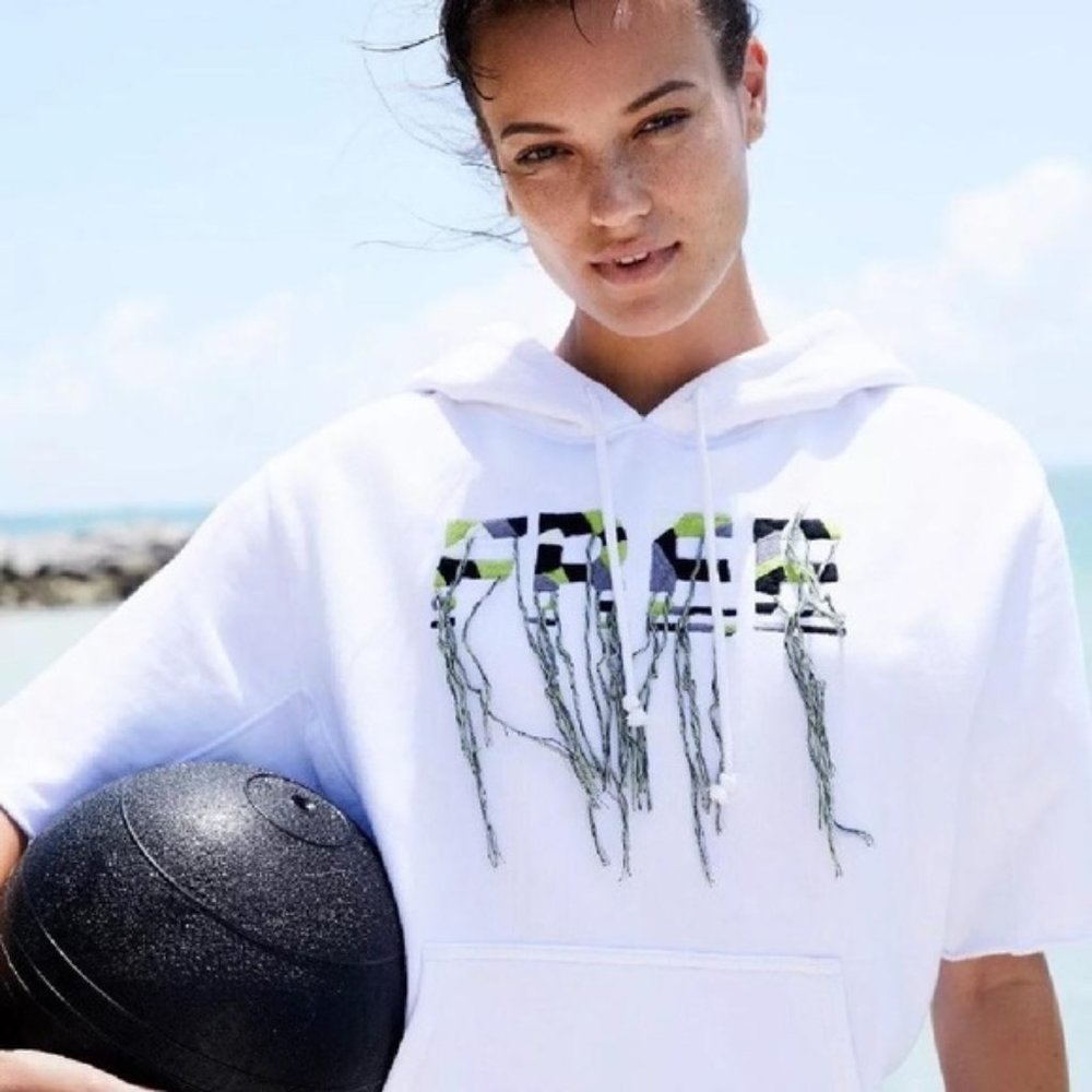 Free People women's S fringe short sleeve kangaroo pocket FREESTYLE crop hoodie